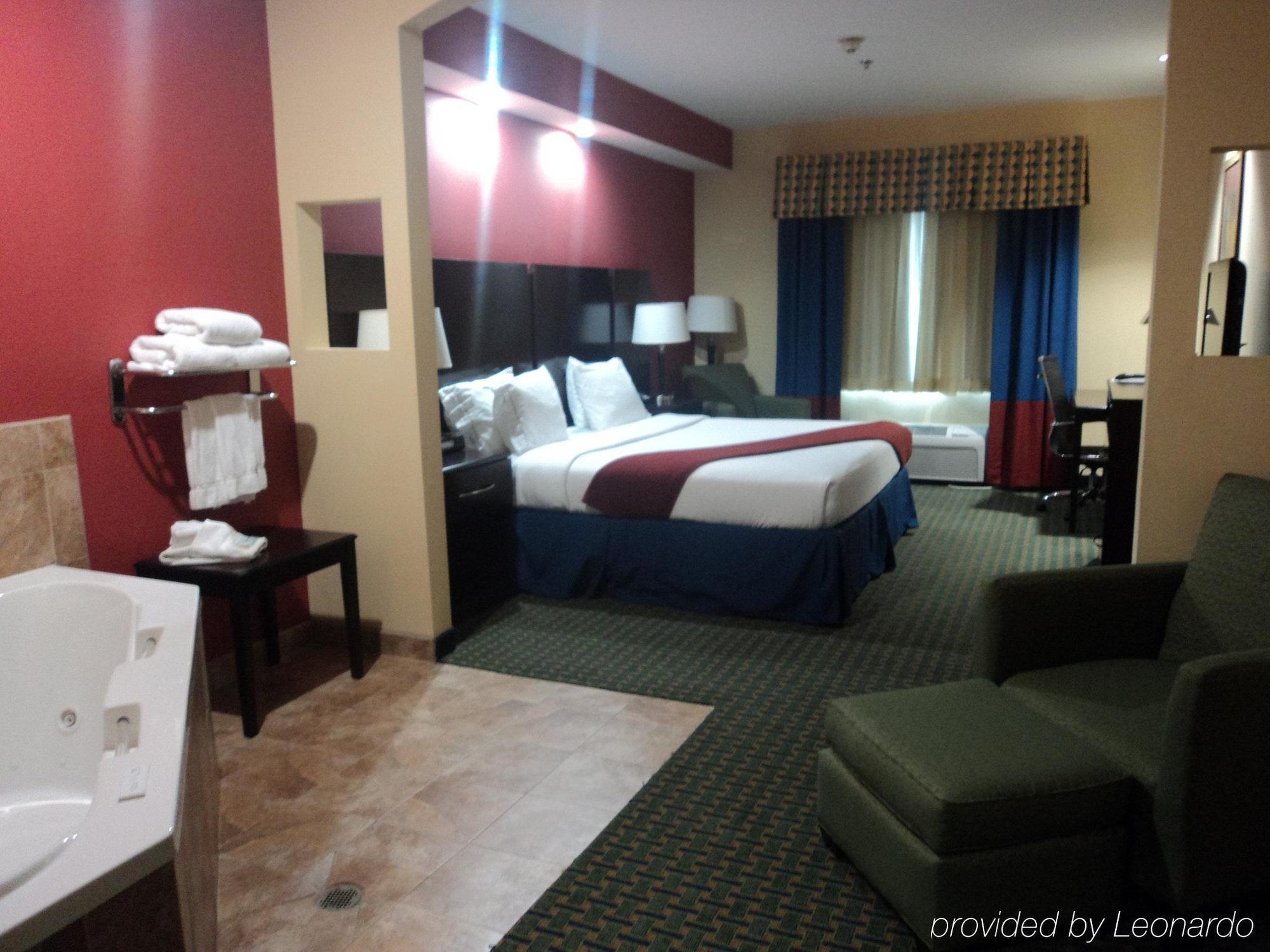 Holiday Inn Express And Suites Lubbock South By Ihg Экстерьер фото