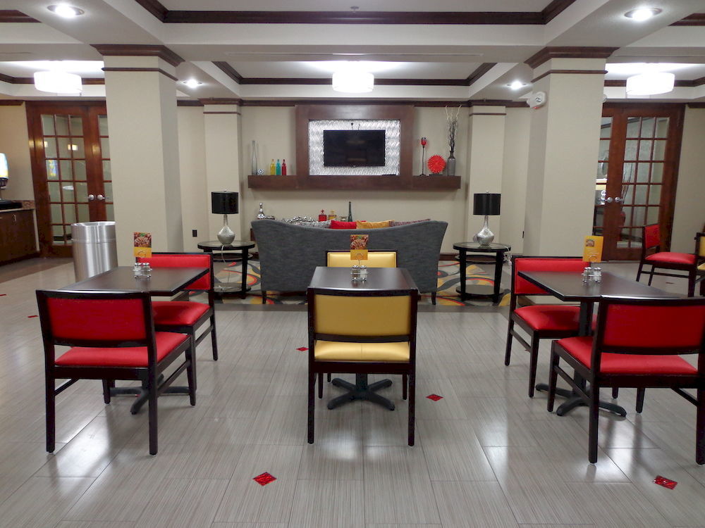 Holiday Inn Express And Suites Lubbock South By Ihg Экстерьер фото