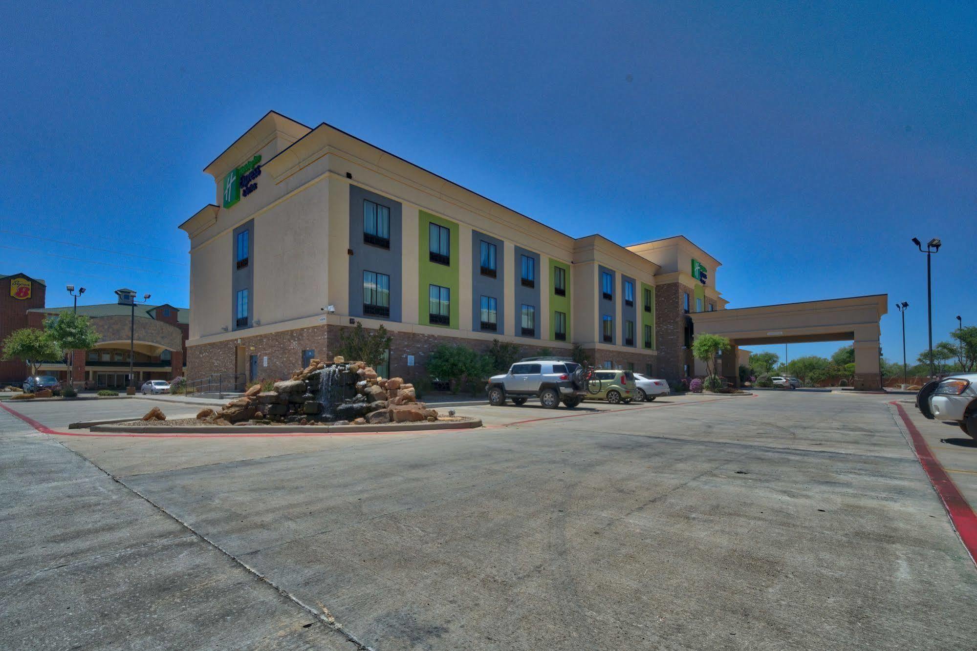 Holiday Inn Express And Suites Lubbock South By Ihg Экстерьер фото