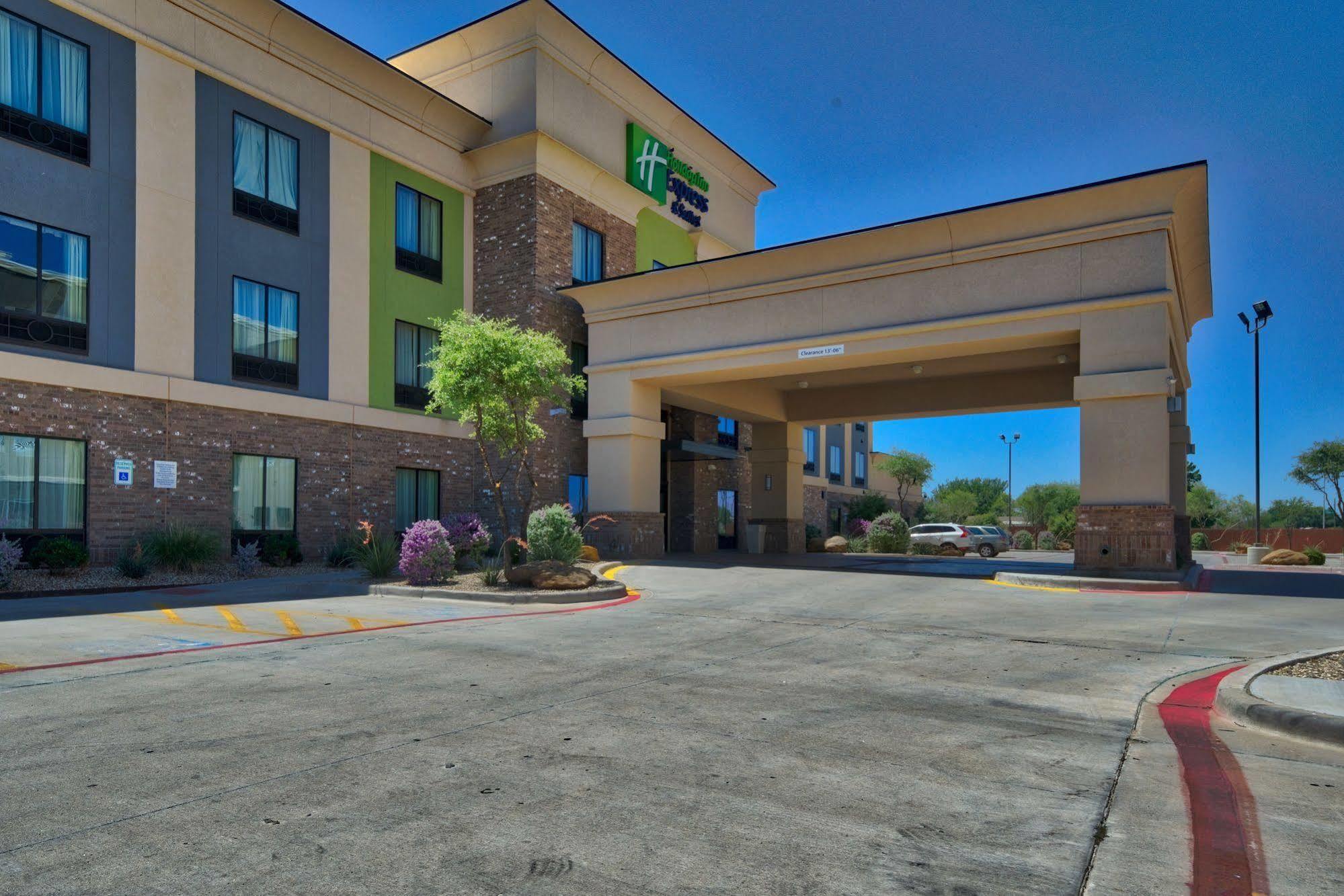 Holiday Inn Express And Suites Lubbock South By Ihg Экстерьер фото